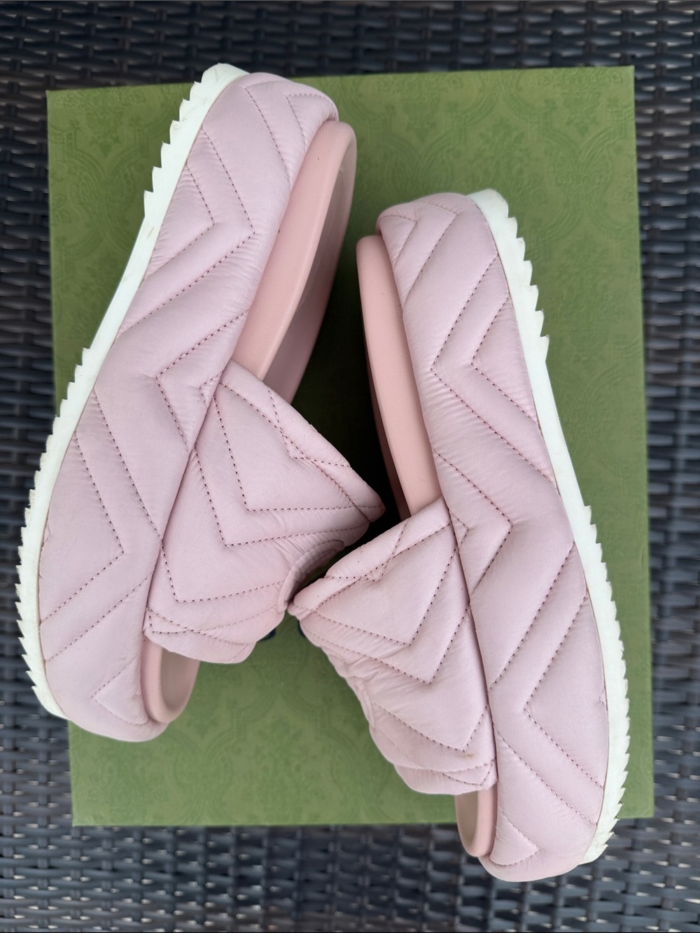 Gucci Angelina platform slide sandals - Picture 4 of 10